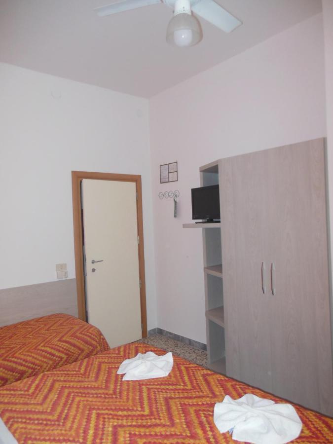 Hotel Edy Rimini Exterior photo